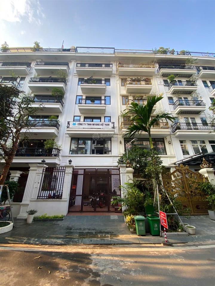 Cho thuê nhà phố nguyễn văn lộc hà đông. 150m2 đất, xd 95m2 x 6 tầng, mt 7m, thông sàn, thang máy