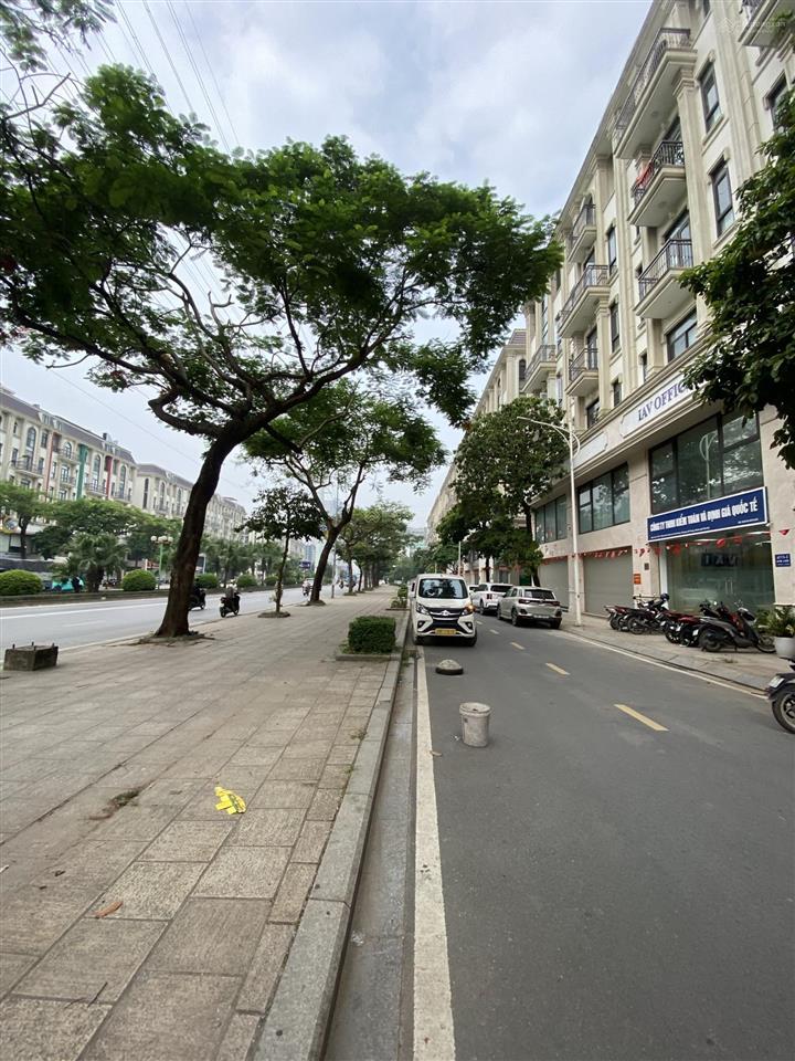 Cho thuê lk himlam  tố hữu  hà đông, 100m2 x 7 tầng, mt 7m. thông sàn, thang máy, pccc,...