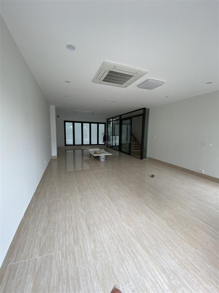 Cho thuê lk hd mon hàm nghĩa  mỹ đình. 120m2 x 6 tầng, 1 hầm, mt 6m. thông sàn, thang máy, pccc