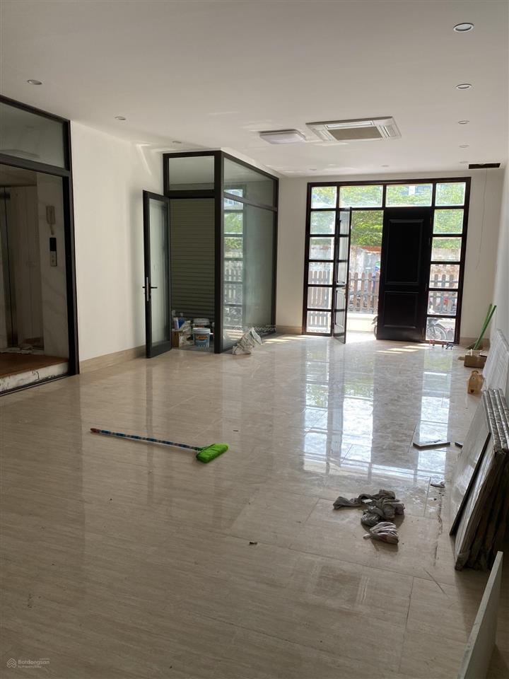 Cho thuê lk hd mon hàm nghĩa  mỹ đình. 120m2 x 6 tầng, 1 hầm, mt 6m. thông sàn, thang máy, pccc