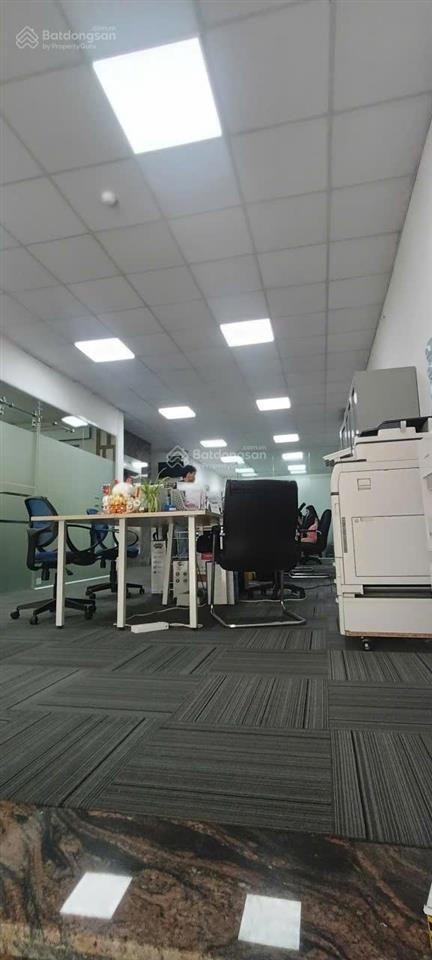 Cho thuê bt geleximco  lê trọng tấn  hà đông. 200m2 x 4 tầng, mt10m. thông sàn, thang máy, pccc