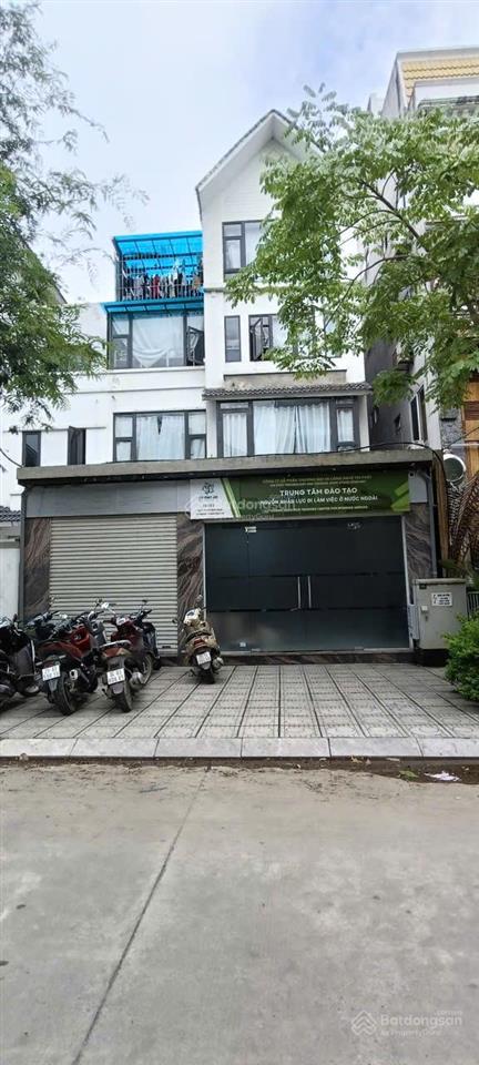 Cho thuê bt geleximco  lê trọng tấn  hà đông. 200m2 x 4 tầng, mt10m. thông sàn, thang máy, pccc