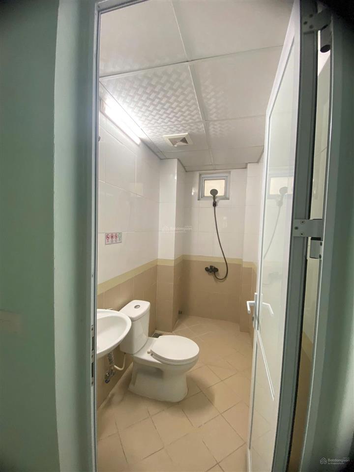 Cho thuê nhà nguyễn tuân  thanh xuân, 70m2 x 6t, mt 5m, chia 2 phòng/tầng, thang máy, đh, nl