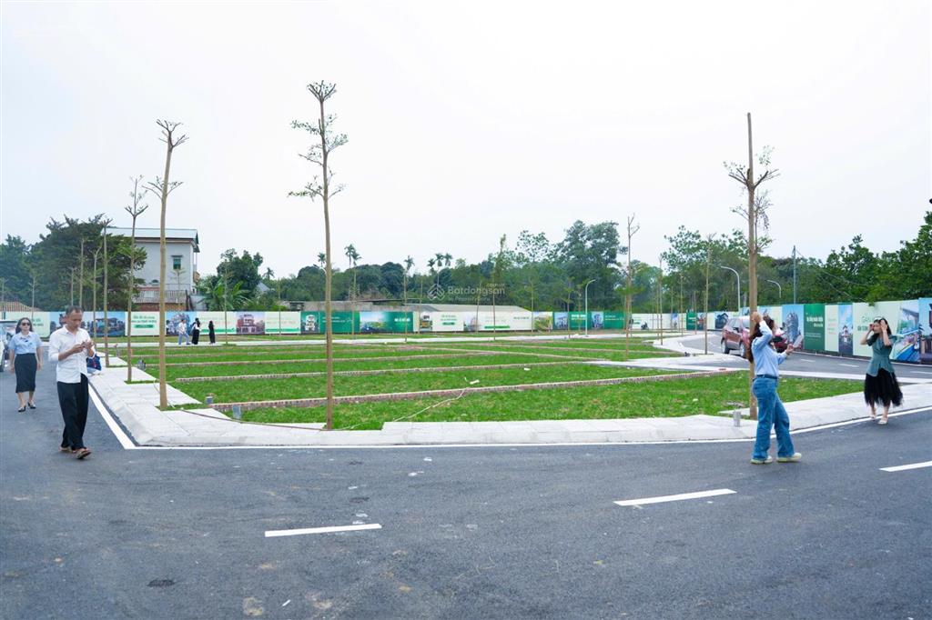Bán gấp 100m mt 8m sát đhqgql21a 2,6 tỷ