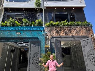 Bán nhà đẹp 5 lầu hxh nguyễn văn quá, đông hưng thuận hơn 8 tỷ