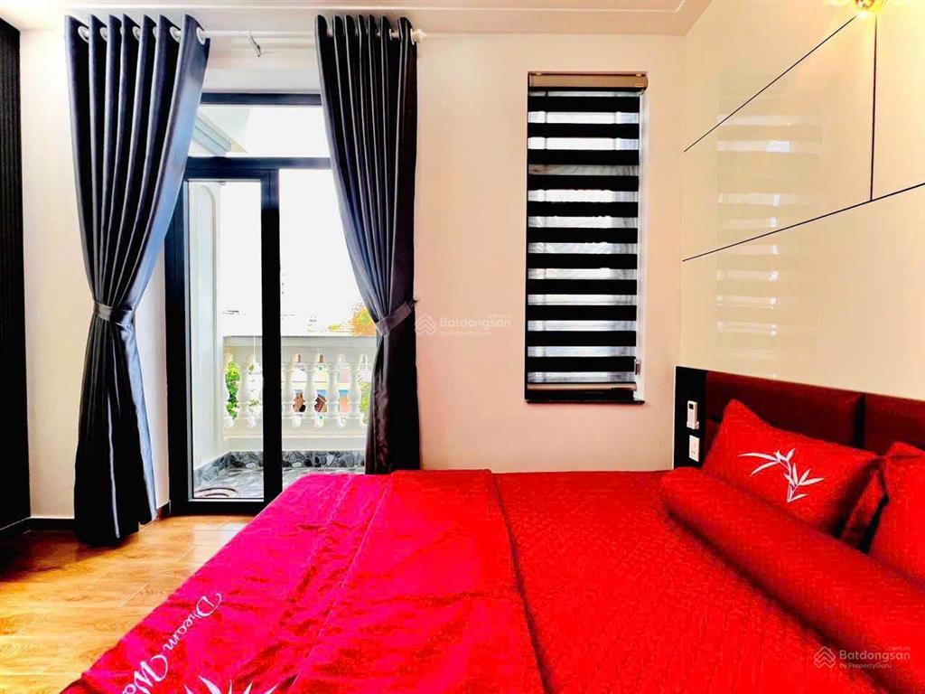 Nhà mới đẹp hxh hoàng bật đạt, 4 tầng giá chỉ 9,7 tỷ