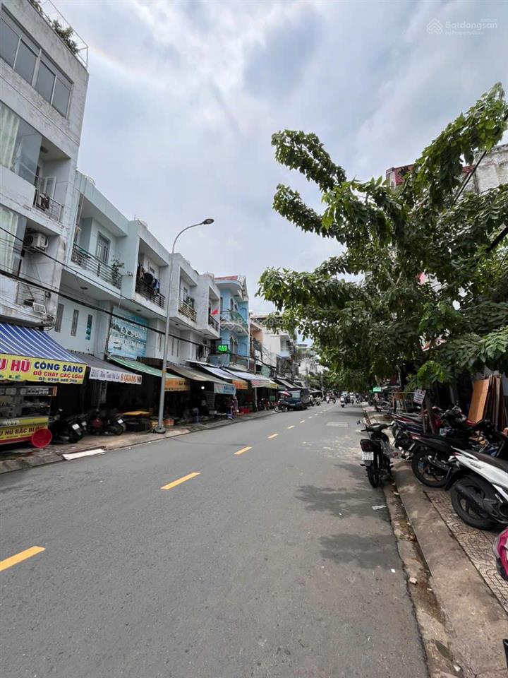 Cho thuê nhà nguyên căn mặt tiền chợ phạm văn bạch  nhà 3 tầng giá 19tr/ tháng