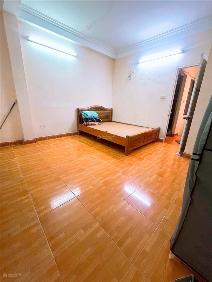 Chính chủ cho thuê phòng trọ giá chỉ 2 triệu, ưu tiên nữ tại bùi ngọc dương, đủ đồ cơ bản