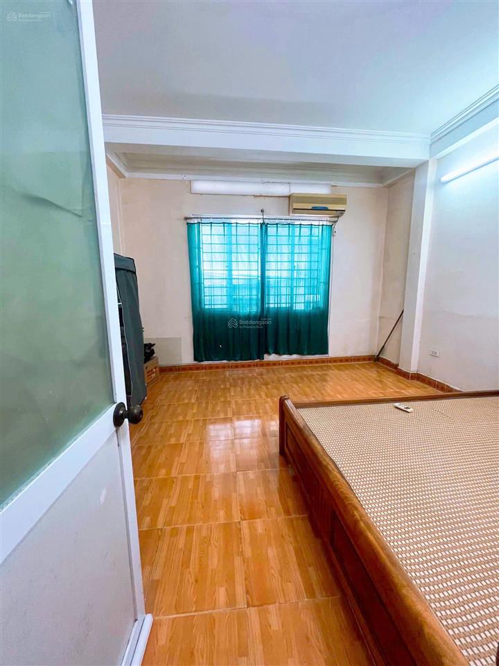 Chính chủ cho thuê phòng trọ giá chỉ 2 triệu, ưu tiên nữ tại bùi ngọc dương, đủ đồ cơ bản