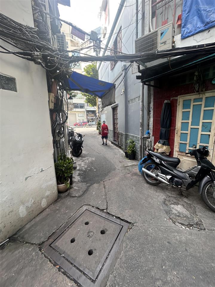 Bán nhà hoàng sa p. tân định quận 1, 13m2 trệt 2 lầu giá 2,4 tỷ tl