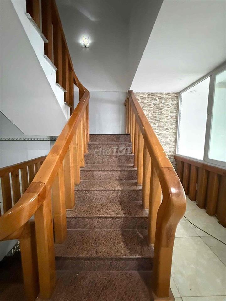 cho thuê nhà Nguyên căn Mat tiền Hà Huy Giáp
