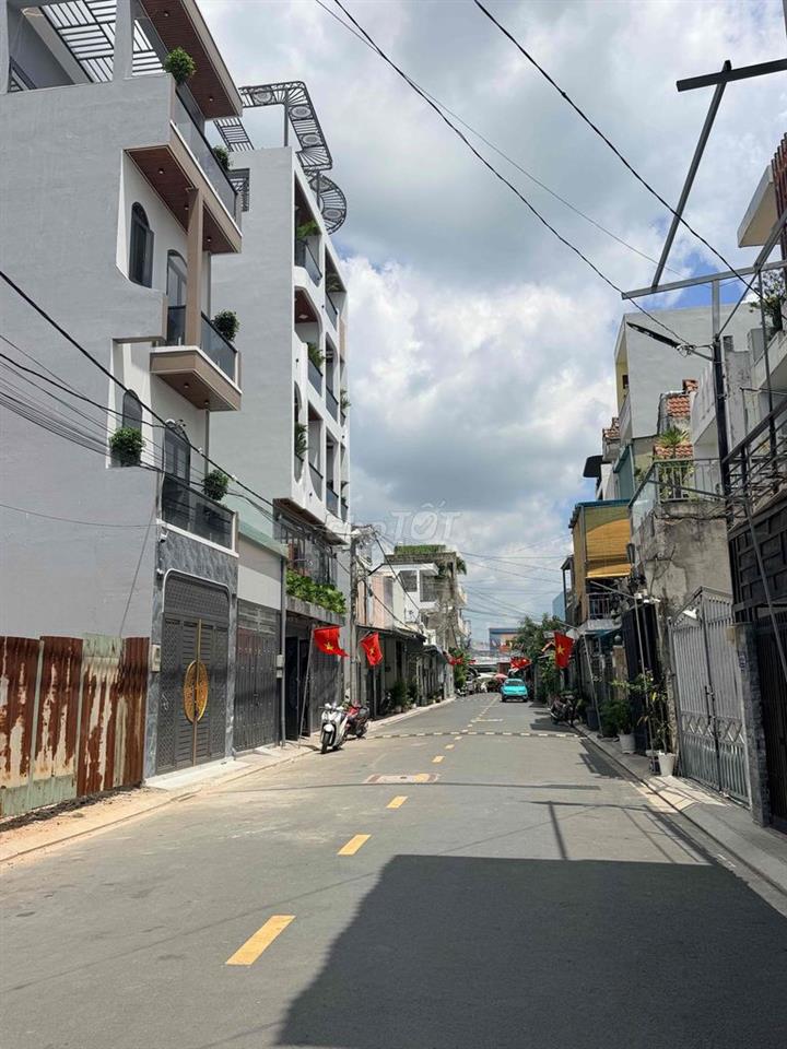 Cho thuê nhà nguyên căn Thạnh Xuân 21 khu VIP làm Spa