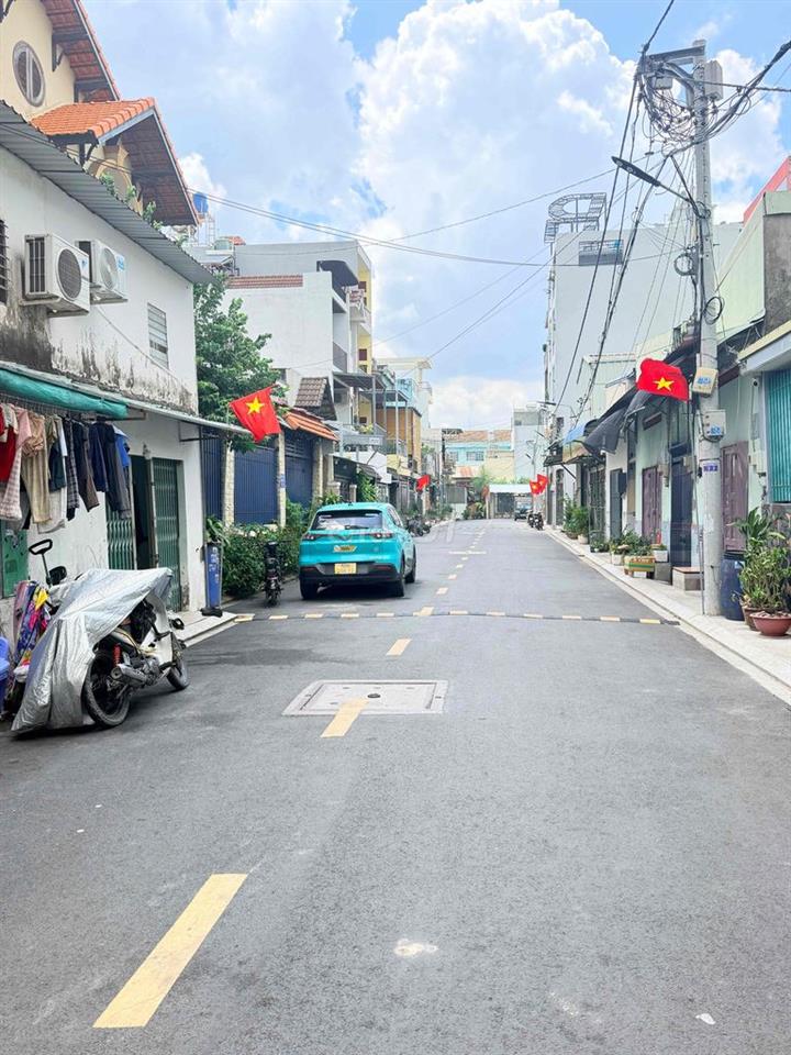 Cho thuê nhà nguyên căn Thạnh Xuân 21 khu VIP làm Spa
