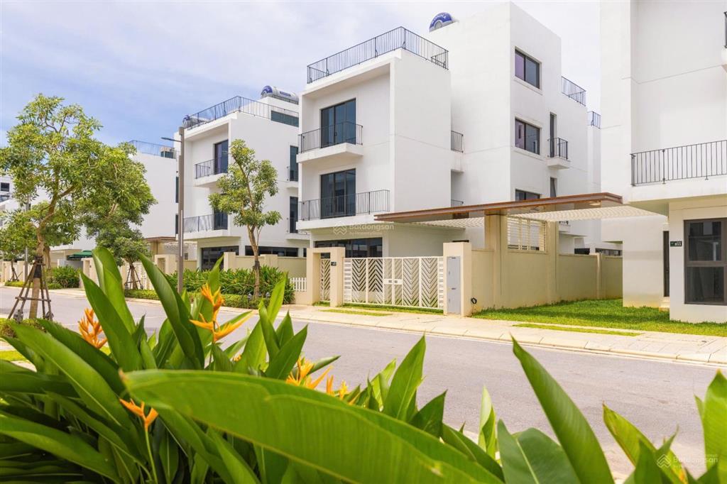 Bán biệt thự biển sầm sơn chỉ 33,5tr/m² đất. sẵn sổ đỏ, sở hữu lâu dài