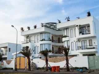 Đất ven biển đà nẵng, view biển đẹp, đường hai làn lớn, khai thác lưu trú cực tốt