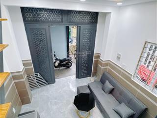 Mua bán nhà quận 4, 2 tầng, nhà mới đẹp, thích hợp gia đình nhỏ, đầu tư cho thuê !