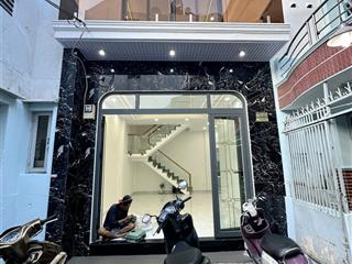 Mua bán nhà quận 4, 2 tầng, 57m2 đất, nhà xây full, 3 phòng và 4 toilet, phường xóm chiếu !