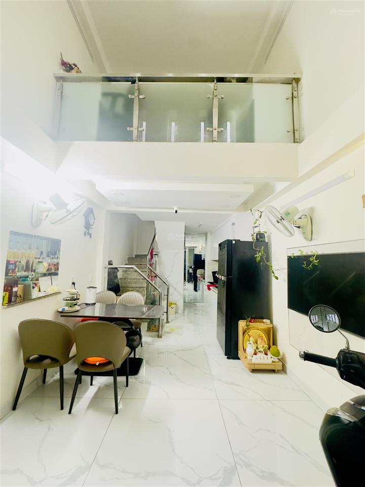 Mua bán nhà quận 4, 5 tầng hoàn công, dân cư hiện hữu, gần mặt tiền đường đoàn văn bơ !