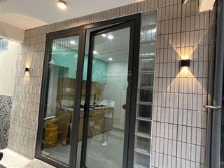 Mua bán nhà quận 4, 3 tầng, dân cư chỉnh trang, nhà mới đẹp, gần mặt tiền bến vân đồn !