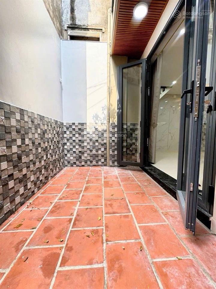 Mua bán nhà quận 4, 30m2 đất, nhà mới đẹp vào ở ngay, đường đoàn văn bơ, p xóm chiếu !