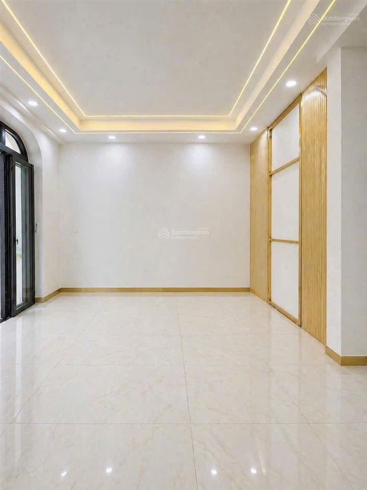 Mua bán nhà quận 4, 3 tầng, dân cư, nhà mới, gần mặt tiềm đường, phường xóm chiếu !