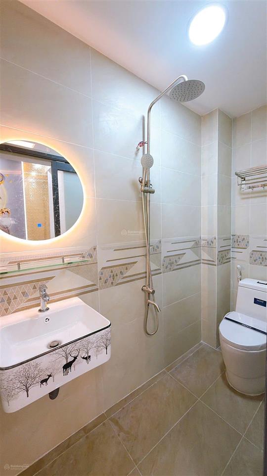 Mua bán nhà quận 4, 3 tầng, dân cư hiện hữu, nhà mới đẹp, tôn đản, p vĩnh hội !