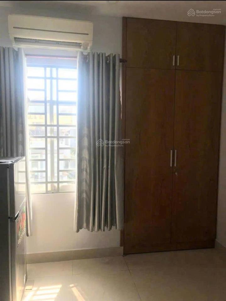Mua bán nhà quận 4, 4 tầng hoàn công, 40m2 đất, hẻm 1/, cách mặt tiền đường 70m, p. xóm chiếu.