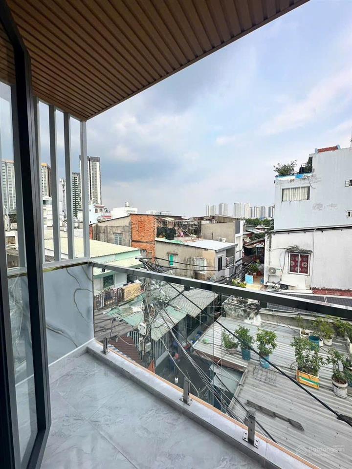 Mua bán nhà quận 4, 3 tầng hoàn công, khu dân cư hiện hữu, tôn thất thuyết vs bến vân đồn !
