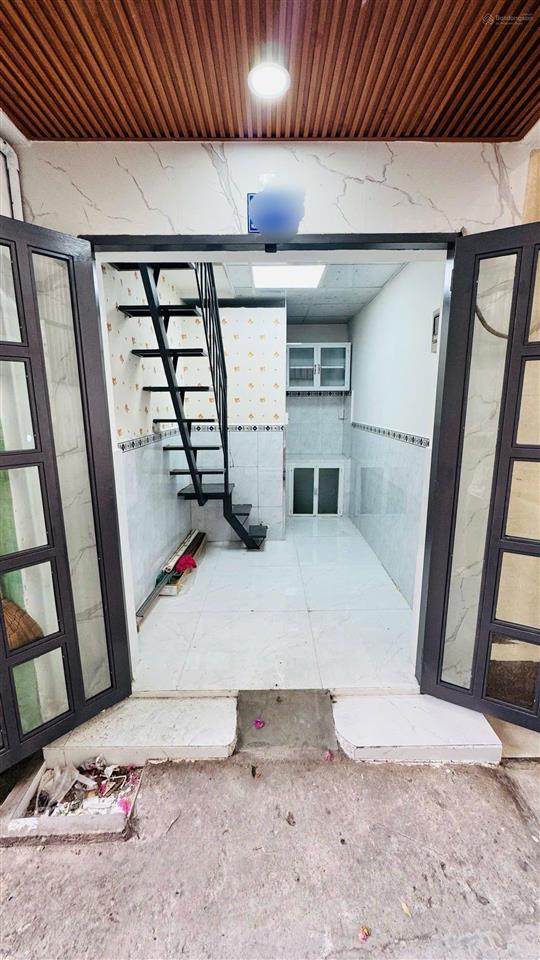 Mua bán nhà quận 4, 2 tầng, hẻm rộng,nhà nhỏ giá rẻ, phường xóm chiếu !