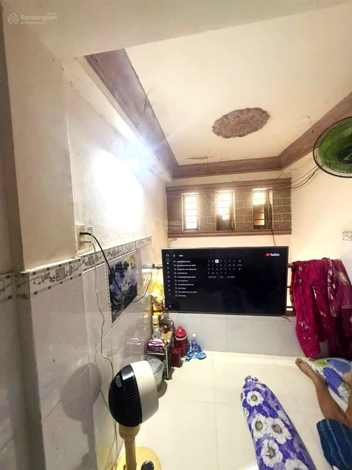Mua bán nhà quận 4, 5 tầng hoàn công, dân cư hiện hữu, khu vip lê quốc hưng, hẻm 5m!