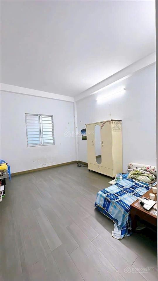 Mua bán nhà quận 4, 84m² đất, 3 tầng btct hoàn công đủ, hẻm 5m thông chợ 200 vs đoàn văn bơ !