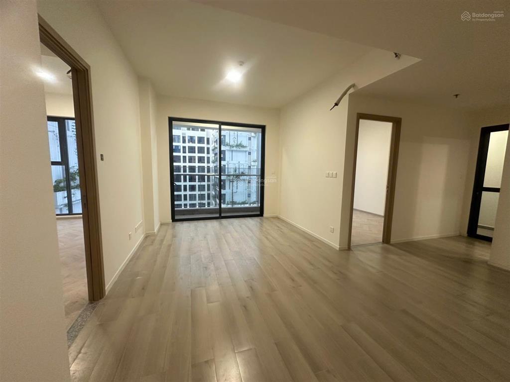 Bán gấp căn 2pn2wc giá siêu tốt toà daisy view công viên 36ha lumiere boulevard,  0898 178 ***