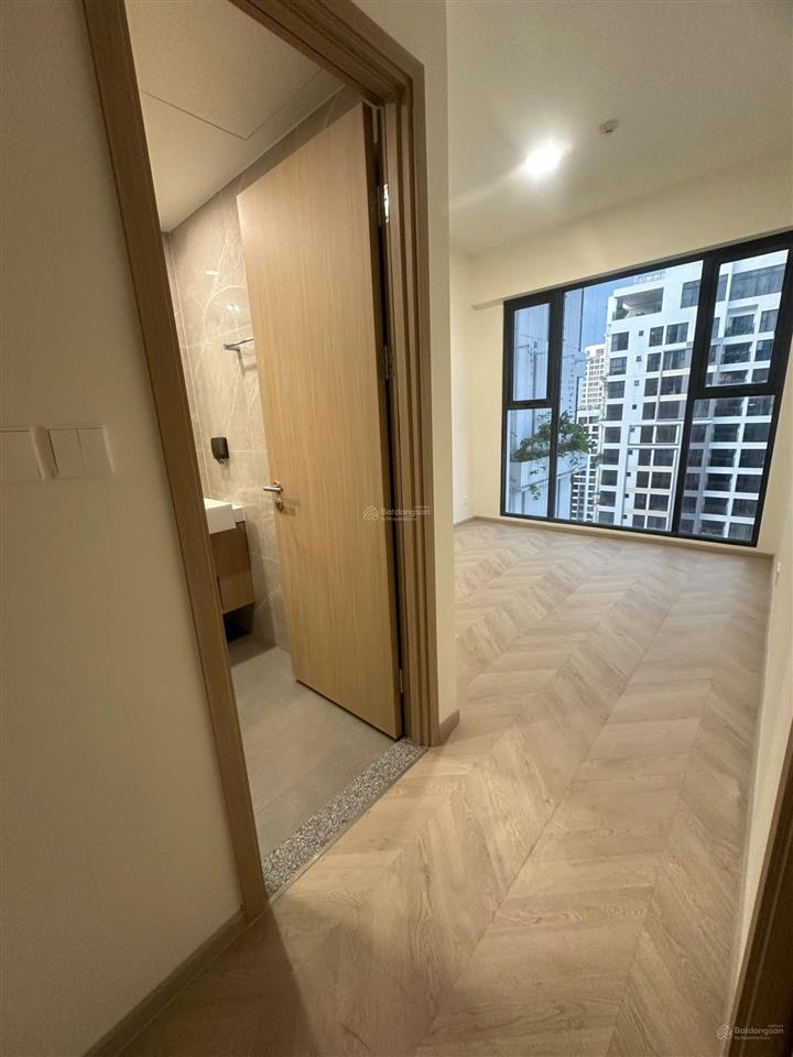 Bán gấp căn 2pn2wc giá siêu tốt toà daisy view công viên 36ha lumiere boulevard,  0898 178 ***