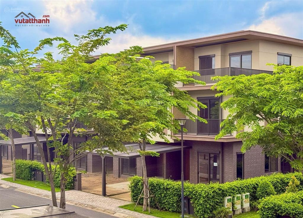 Kẹt tiền bán gấp trong tuần nhà phố vườn 6x19,5m izumicity sẵn sổ chỉ 6,9 tỷ bao hết 0916 669 ***