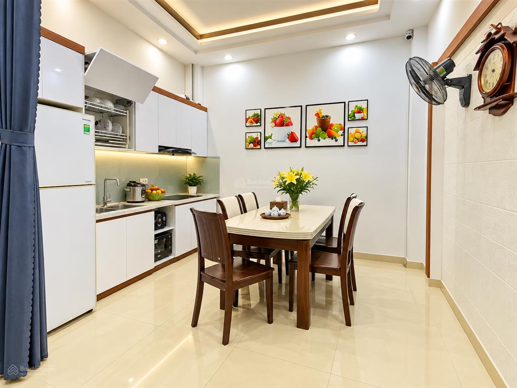 Bán nhà phố vip trần duy hưng 6 tầng x 45m 2 dòng tiền 24tr/tháng chỉ 12 tỷ