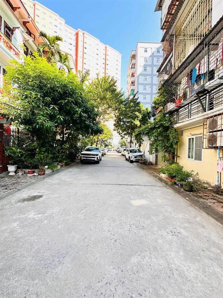 Bán biệt thự lô góc hoàng quốc việt 125m mt 20m2 mặt tiềnvỉa hè3 làn ô tôkhu biệt thự 48,8 tỷ