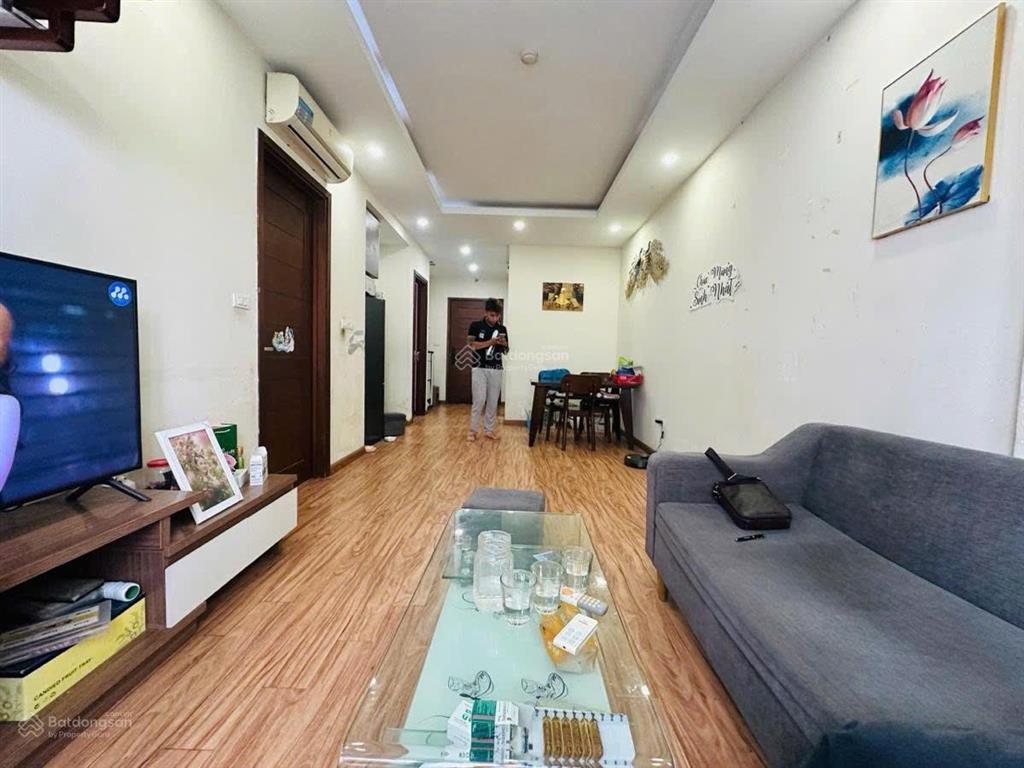 Bán chung cư ct4 thái hà 70m sổ đỏ sẵn 4,8 tỷ. chủ cần bán gấp