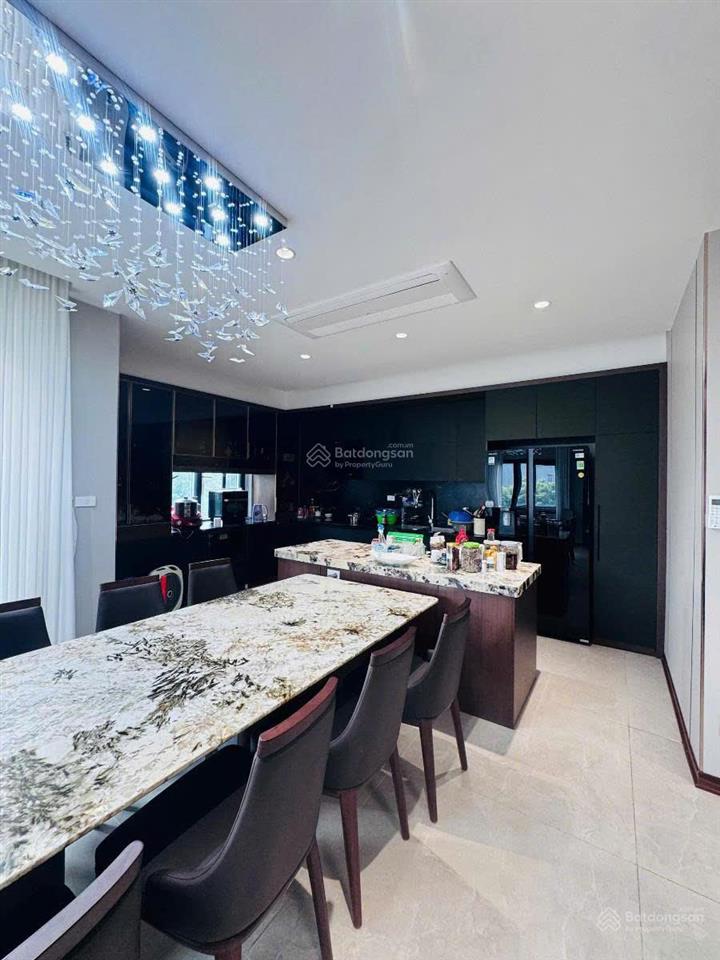 Cần bán chcc lô góc 181m2 mặt thoáng4pnfull nội thấtcầu giấy giá 15,2 tỷ