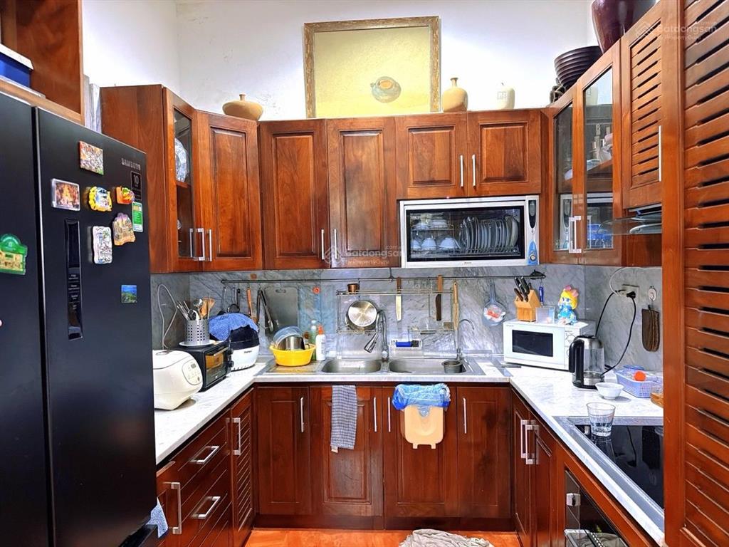 Cần bán biệt thự vip mỹ đình3 mặt thoángvỉa hè ô tô tránhkhu dân cư đẳng cấp 220m2giá 59 tỷ