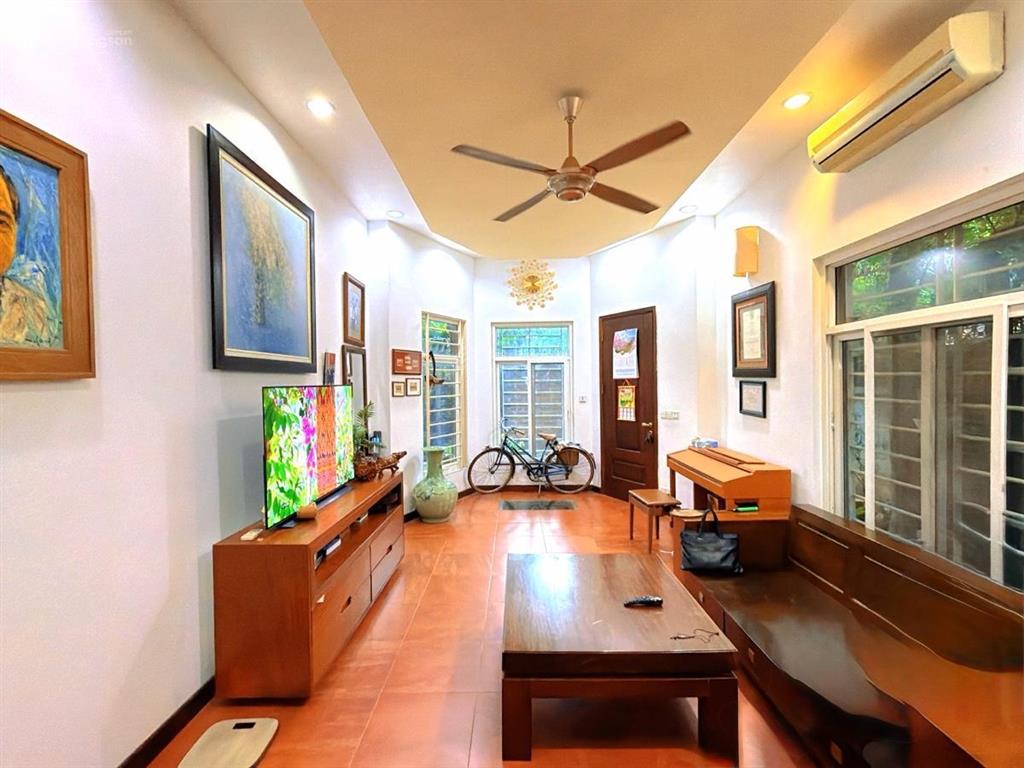 Cần bán biệt thự vip mỹ đình3 mặt thoángvỉa hè ô tô tránhkhu dân cư đẳng cấp 220m2giá 59 tỷ