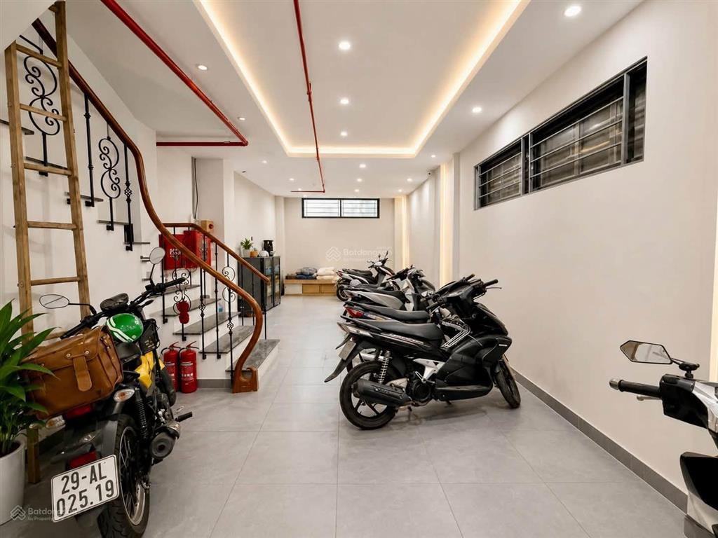Bán tòa căn hộ dòng tiền tây hồ 90m2 7 tầng mt 6m thang máy 23 phòng doanh thu 75tr/tháng 26 tỷ