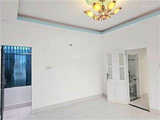 Nhà đường bông sao,p5q8,dt 3,1mx13m, 1 lầu,2 pn,2 wc,giá 4,28 tỷ (tl)