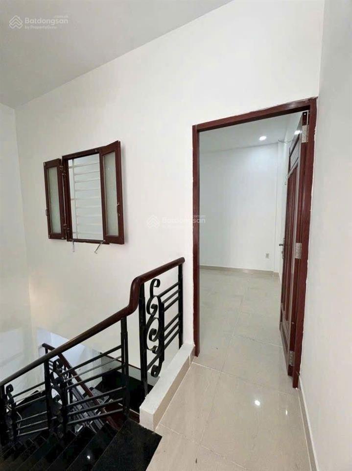 Nhà hẻm xe hơi đường âu dương lân,p3q8,dt 4,3mx8m, 1 lầu,2 pn,giá 5,48 tỷ (tl)