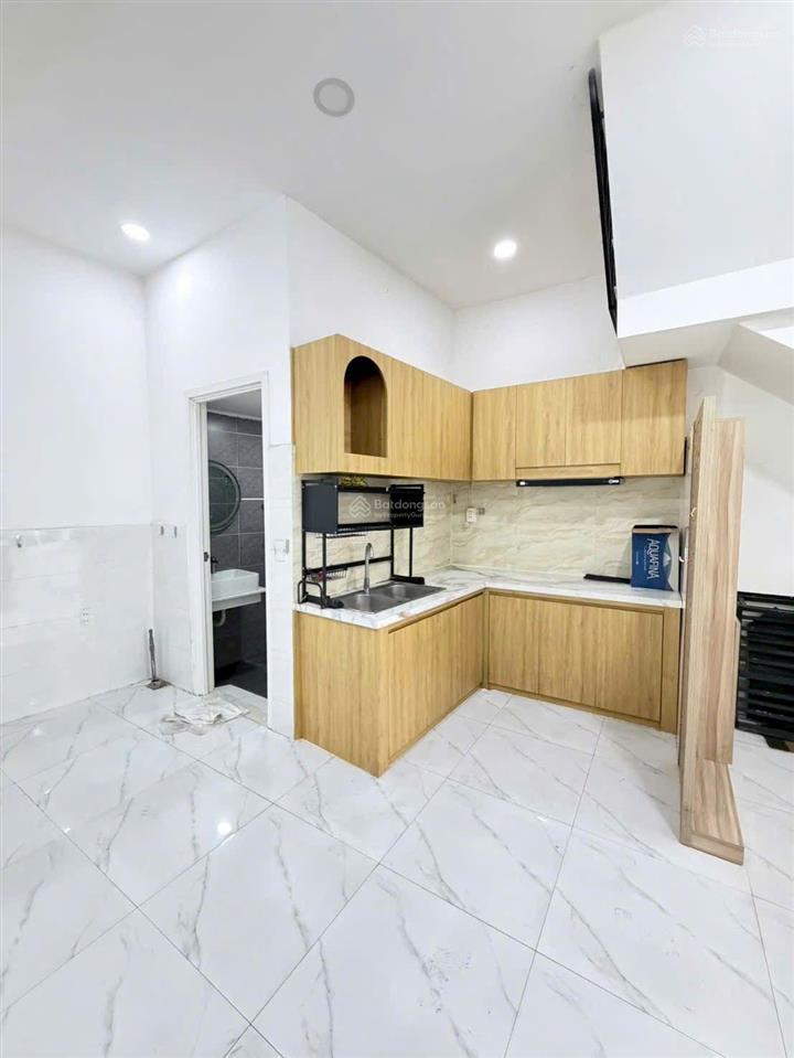 Nhà hẻm 4m đường âu dương lân, p3 q8, dt 4,5mx8,5m, 1 lầu, 2 pn, giá 4,68 tỷ (tl)
