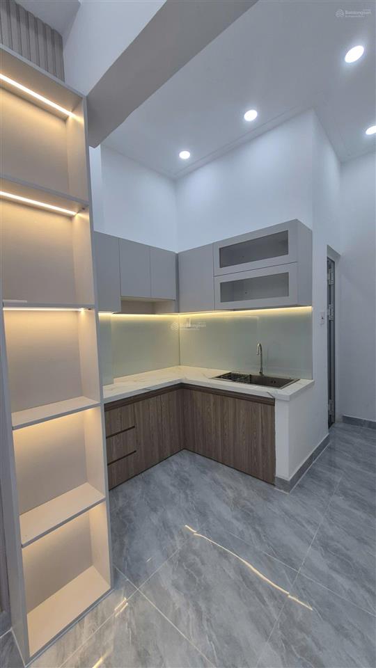 Nhà đẹp đường nguyễn duy  hưng phú, p9, q8, dt 6mx8m, 2 lầu, 3 pn, 3 wc