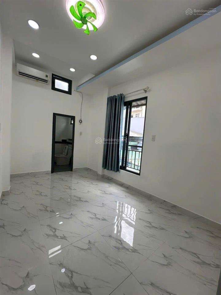Nhà hẻm 4,5m đường hưng phú, p. 8, q. 8, dt 6m x 7m, 1 trệt, 1 lầu, 3 pn