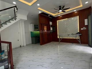 Nhà hẻm 4,5m đường hưng phú, p. 8, q. 8, dt 6m x 7m, 1 trệt, 1 lầu, 3 pn