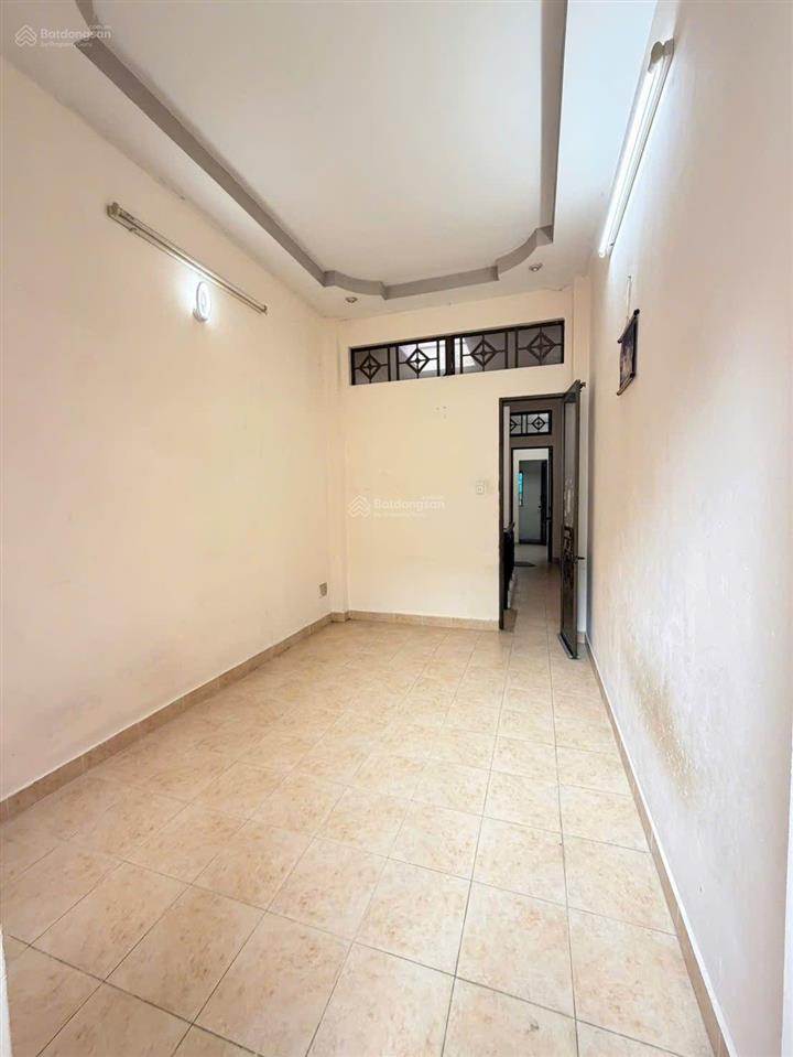 Nhà hẻm 4m đường tám danh, p4q8, dt đất 71,5m, 1 lầu, 3 pn, 2 wc