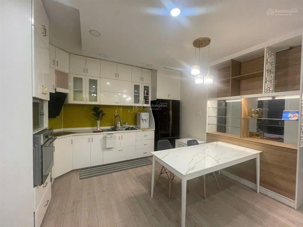 Bán căn hộ 2pn, 90m2, giá ưu đãi tại khu căn hộ contrexim  copac square, quận 4, tp.hcm view đẹp.