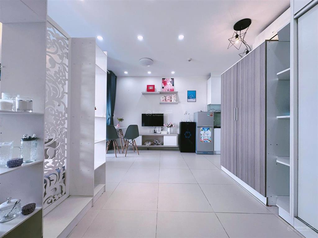 Căn hộ cc mone nam sài gòn bán, 2,4 tỷ, 32 m2, 1pn, 1wc, pháp lý đầy đủ full nội thất đẹp